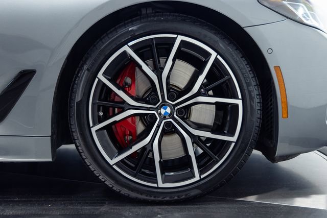 Certified 2023 BMW M550i xDrive w/ Executive Package image 28