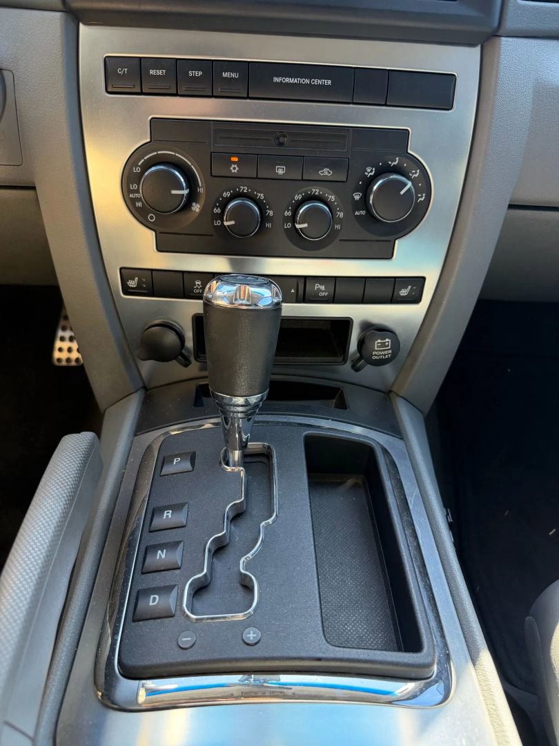 Used 2007 Jeep Grand Cherokee SRT8 w/ SRT Option Group I image 25