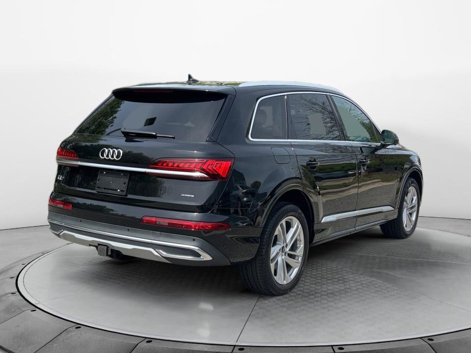 Used 2023 Audi Q7 3.0T Premium Plus w/ Premium Plus Package AWD/4WD image 7