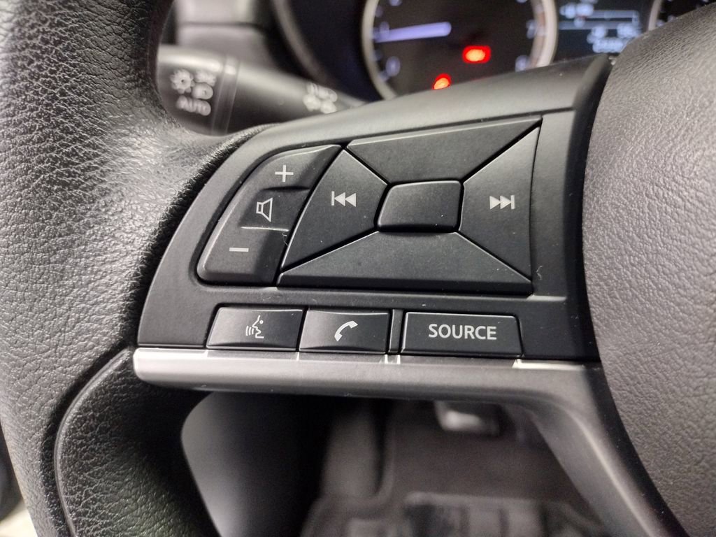 Used 2022 Nissan Versa S image 22