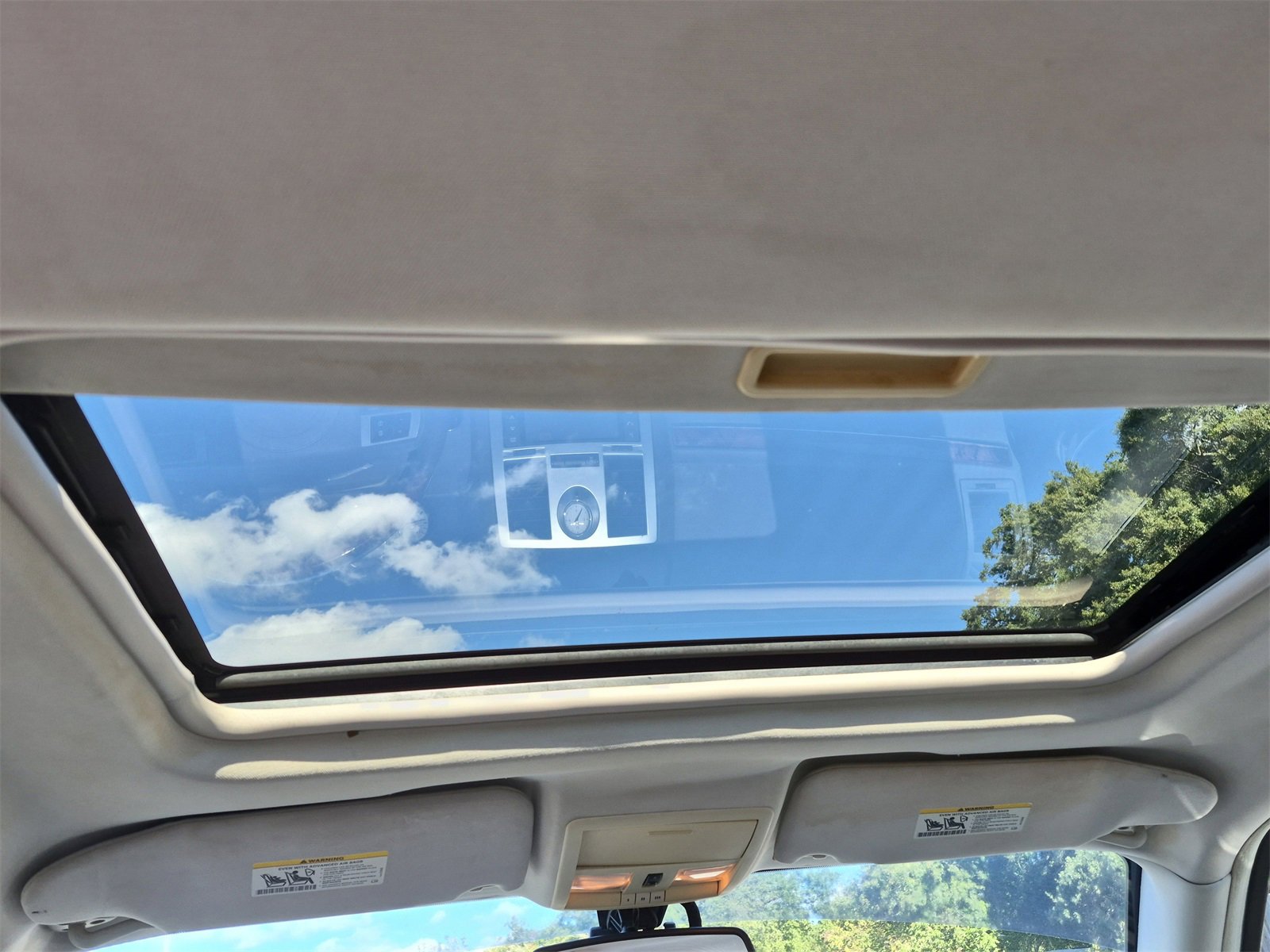 Used 2008 Chrysler 300 C w/ Navigation & Sound Group II image 14