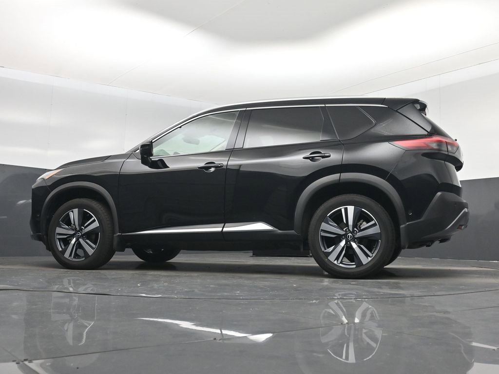 Used 2023 Nissan Rogue SL w/ SL Premium Package image 48