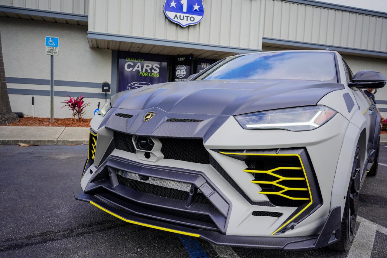 Used 2021 Lamborghini Urus S image 5