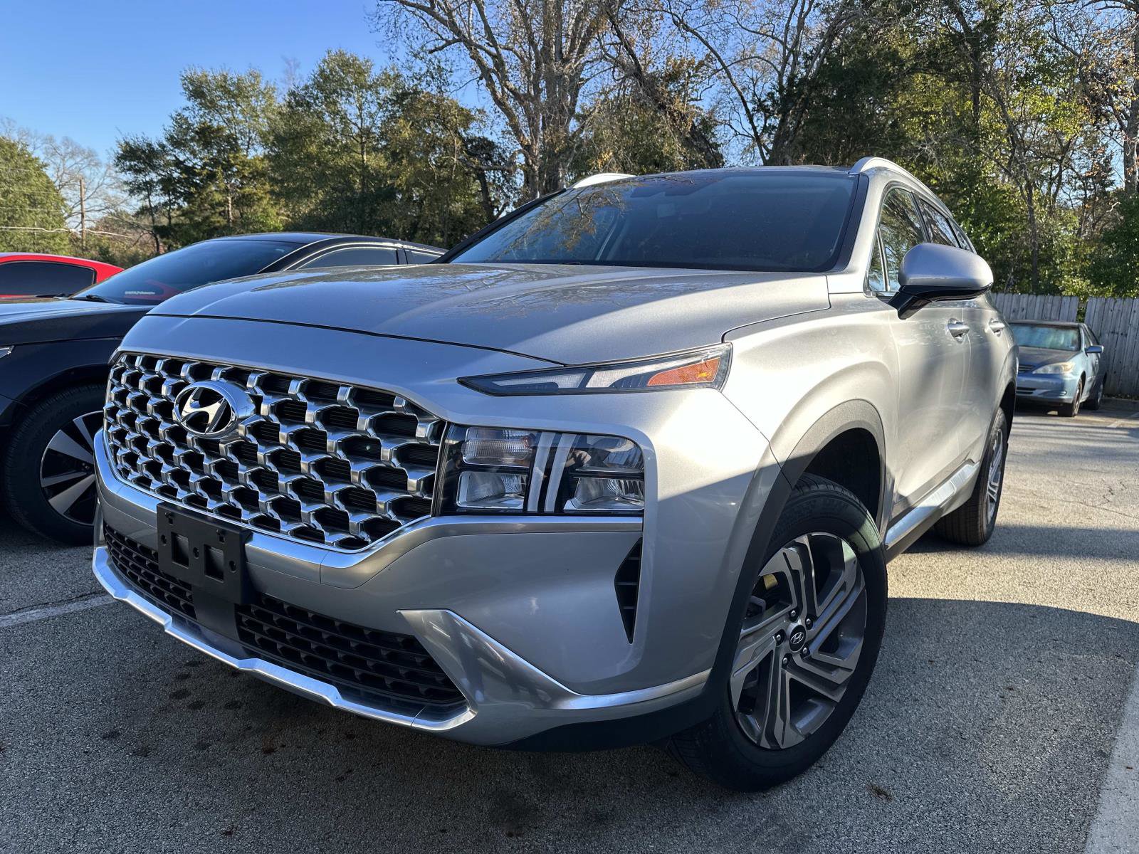 Used 2022 Hyundai Santa Fe SEL image 2