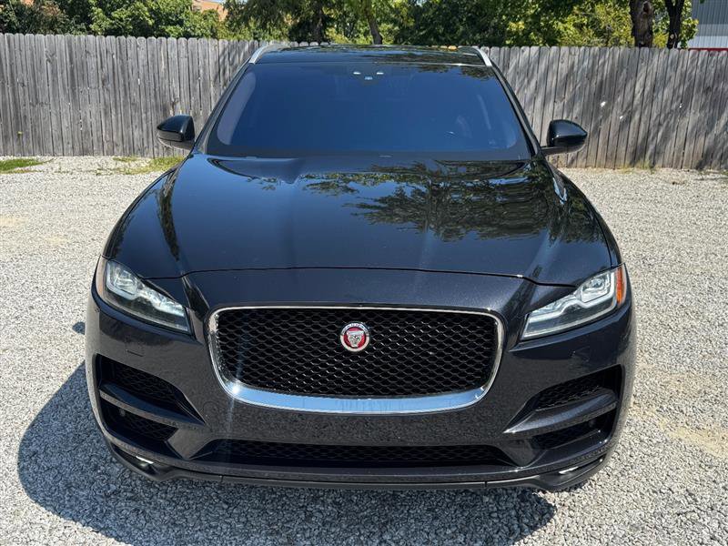 Used 2018 Jaguar F-PACE Portfolio image 11