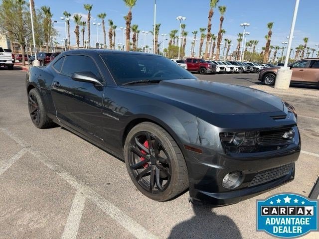 Used 2013 Chevrolet Camaro SS w/ SS Performance Package RWD image 2