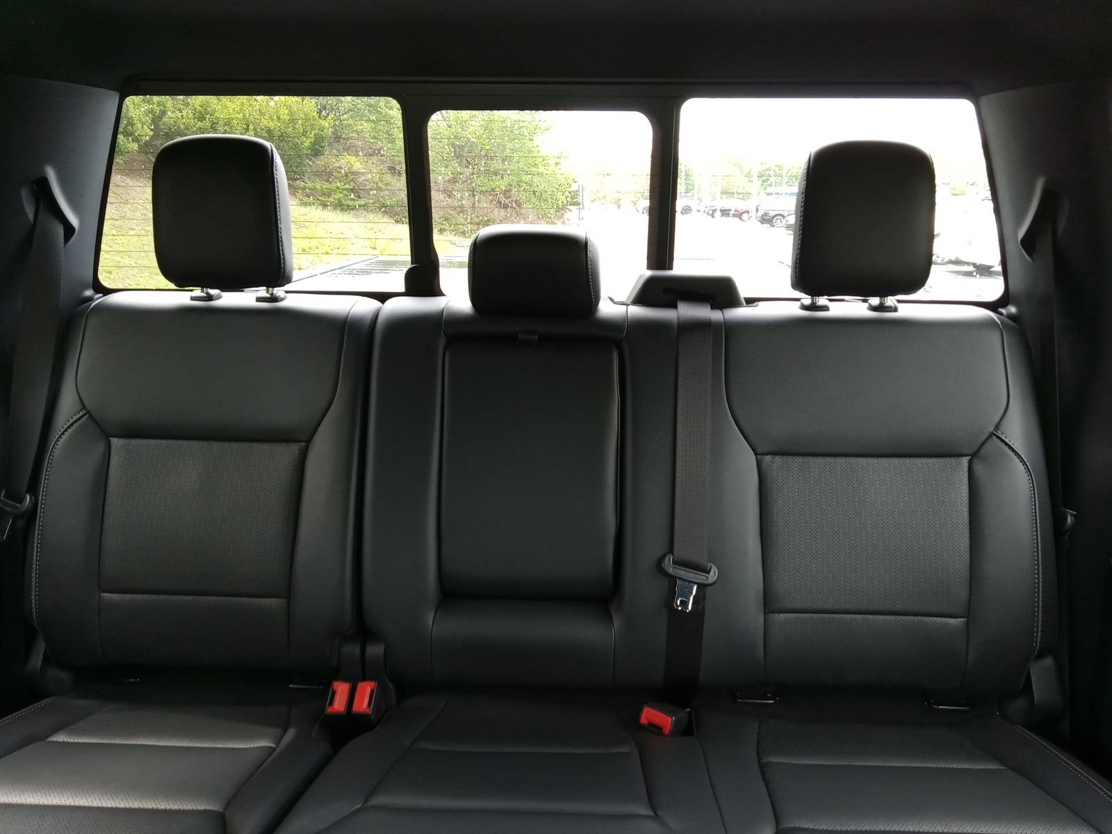 Used 2025 Ford F150 Lariat w/ Equipment Group 502A High AWD/4WD image 27