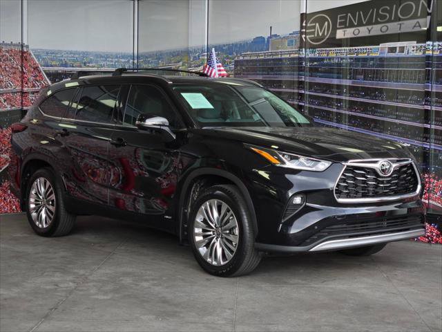 Certified 2026 Toyota Highlander Platinum