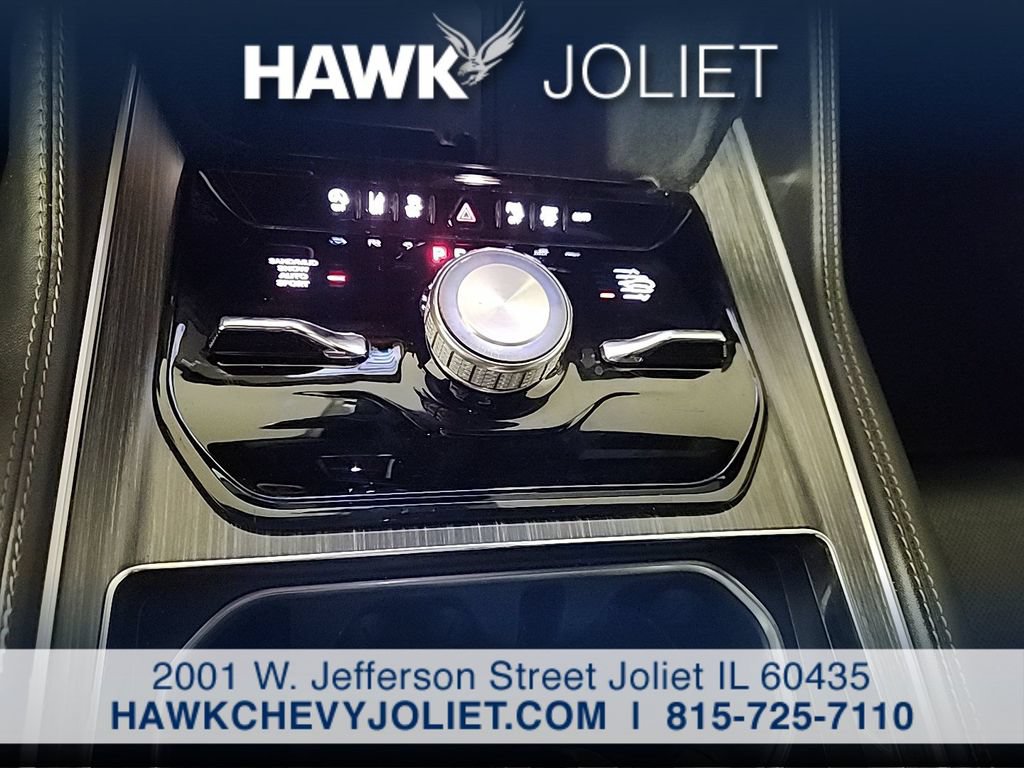 Used 2024 Jeep Wagoneer Series III AWD/4WD image 20
