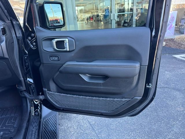 Used 2023 Jeep Gladiator Overland image 27