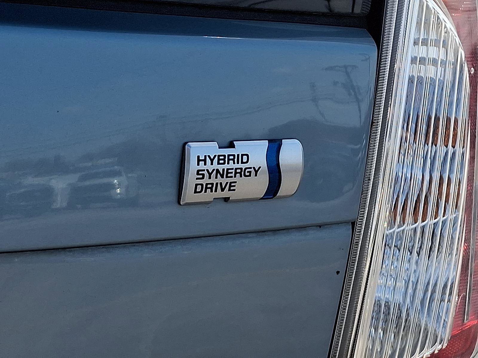 Used 2014 Toyota Prius Two FWD image 27