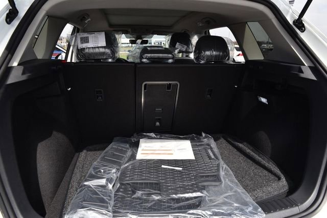 New 2025 Volkswagen Taos SE image 26