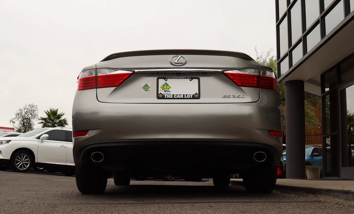 Used 2015 Lexus ES 350 FWD image 12