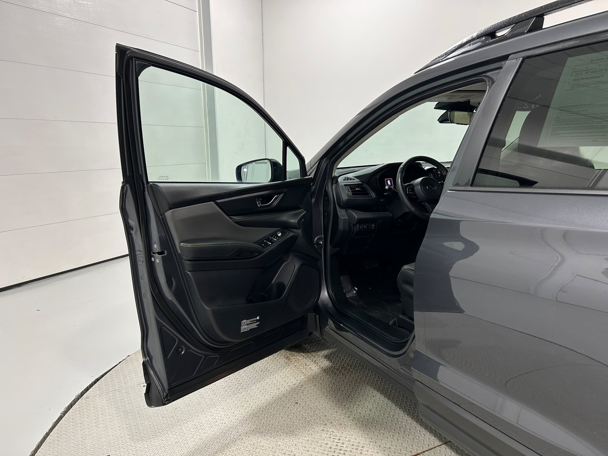 Used 2023 Subaru Ascent Onyx Edition AWD/4WD image 23