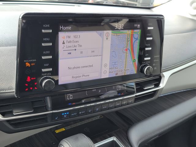 Used 2021 Toyota Sienna Limited FWD image 8