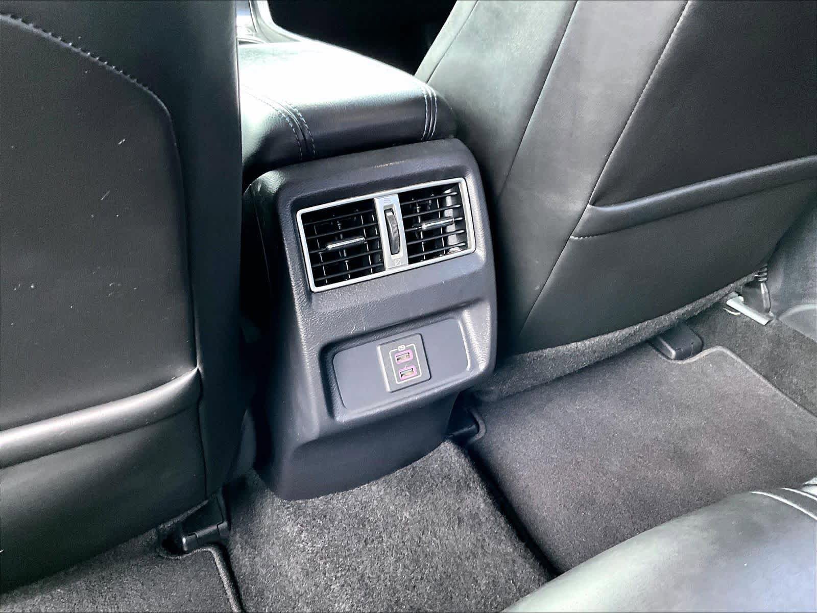 Used 2018 Nissan Maxima SR FWD image 38
