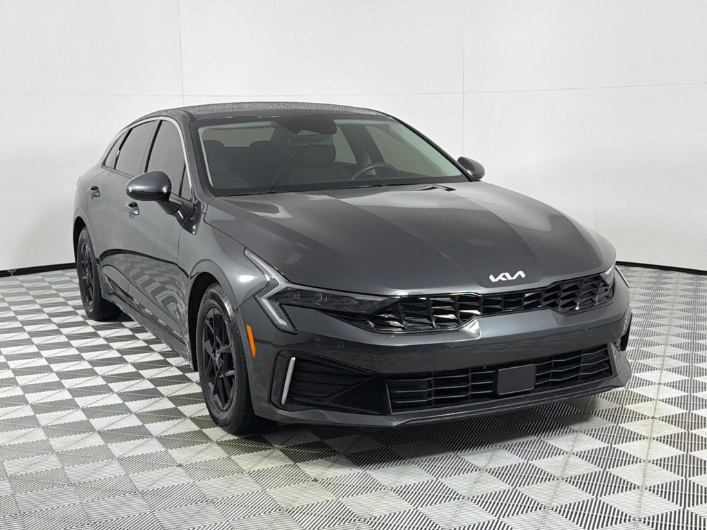 Used 2025 Kia K5 LXS FWD image 3