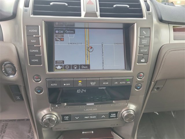 Used 2015 Lexus GX 460 image 28