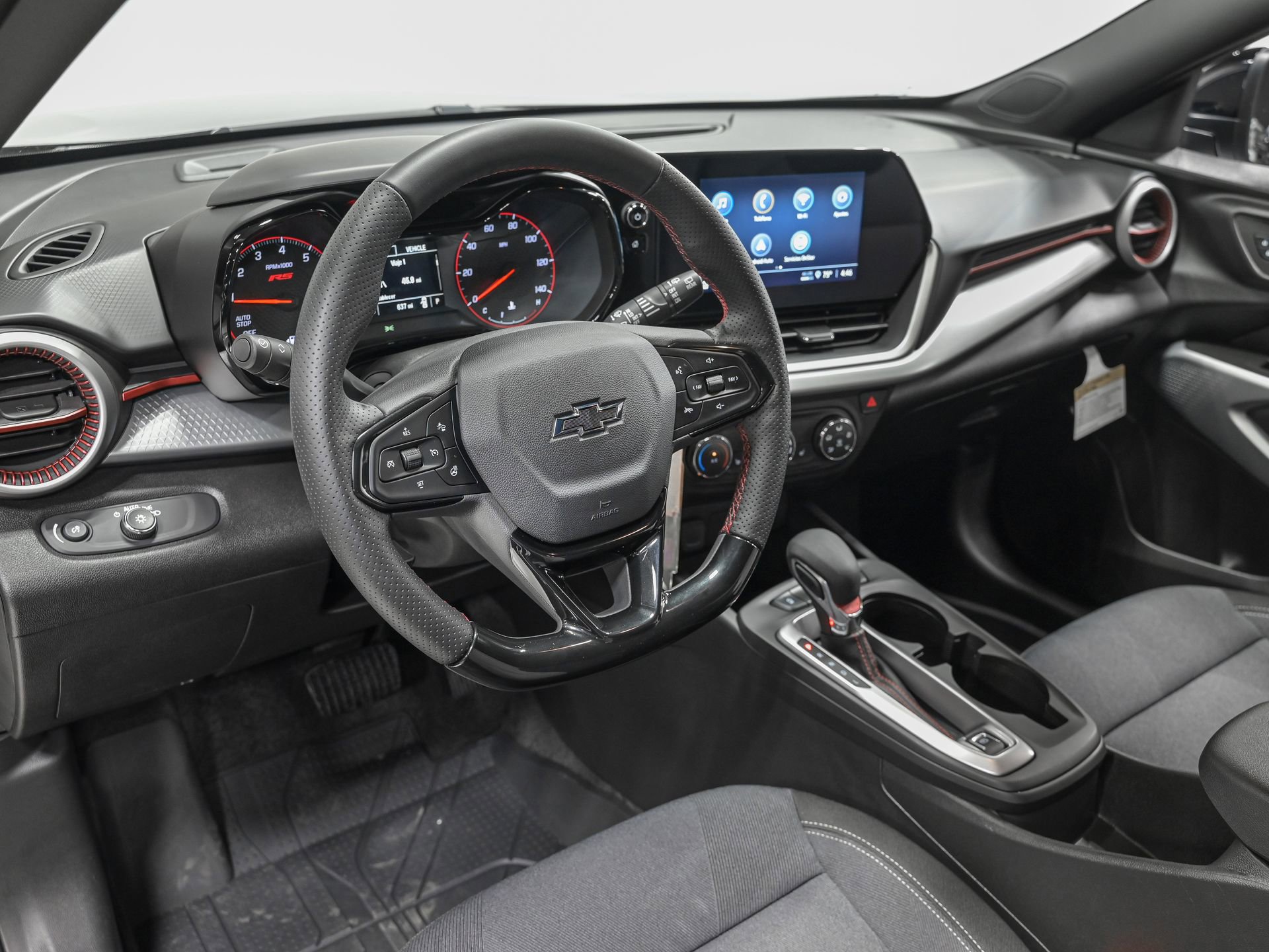 Used 2026 Chevrolet Trax RS FWD image 14