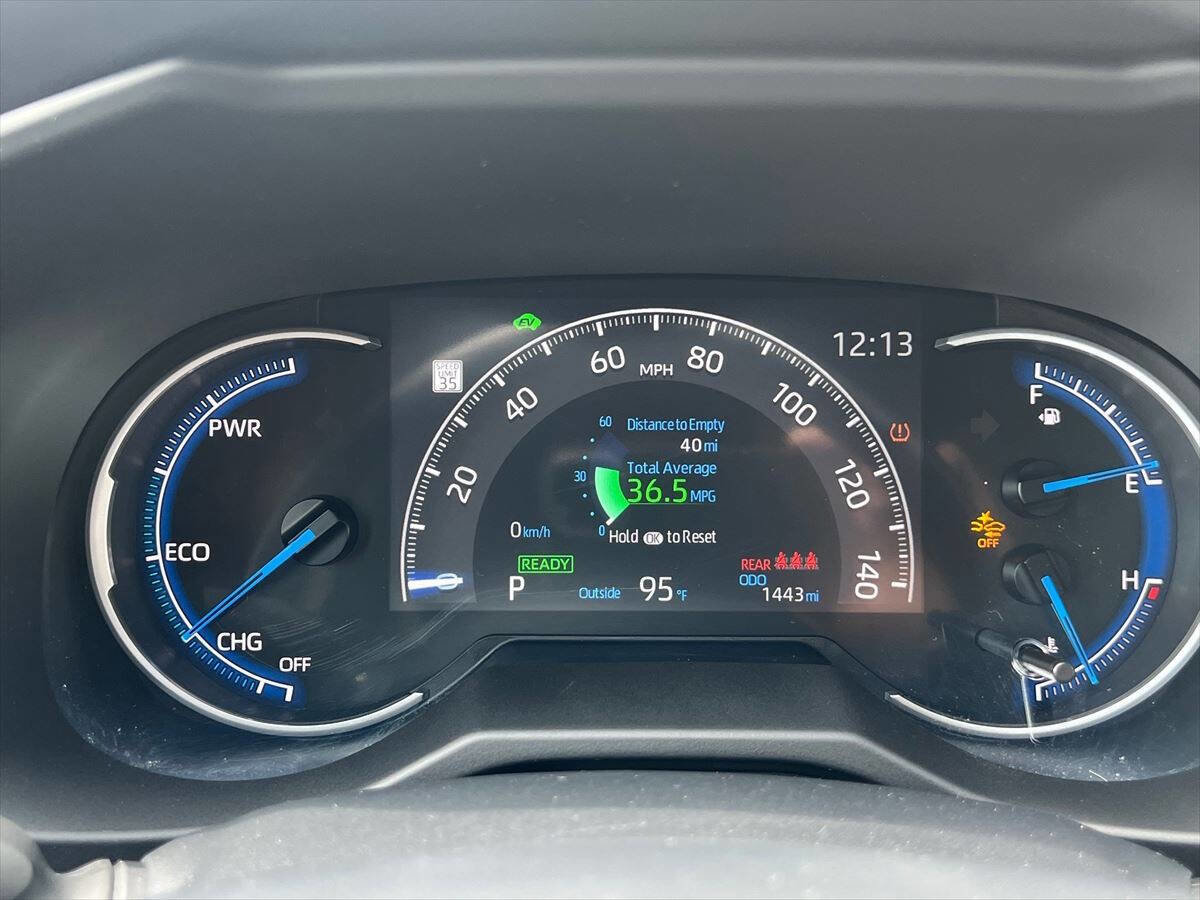 Used 2024 Toyota RAV4 LE image 13