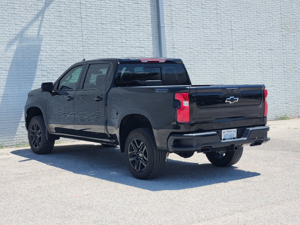 New 2026 Chevrolet Silverado 1500 LT Trail Boss w/ Convenience Package II AWD/4WD image 3