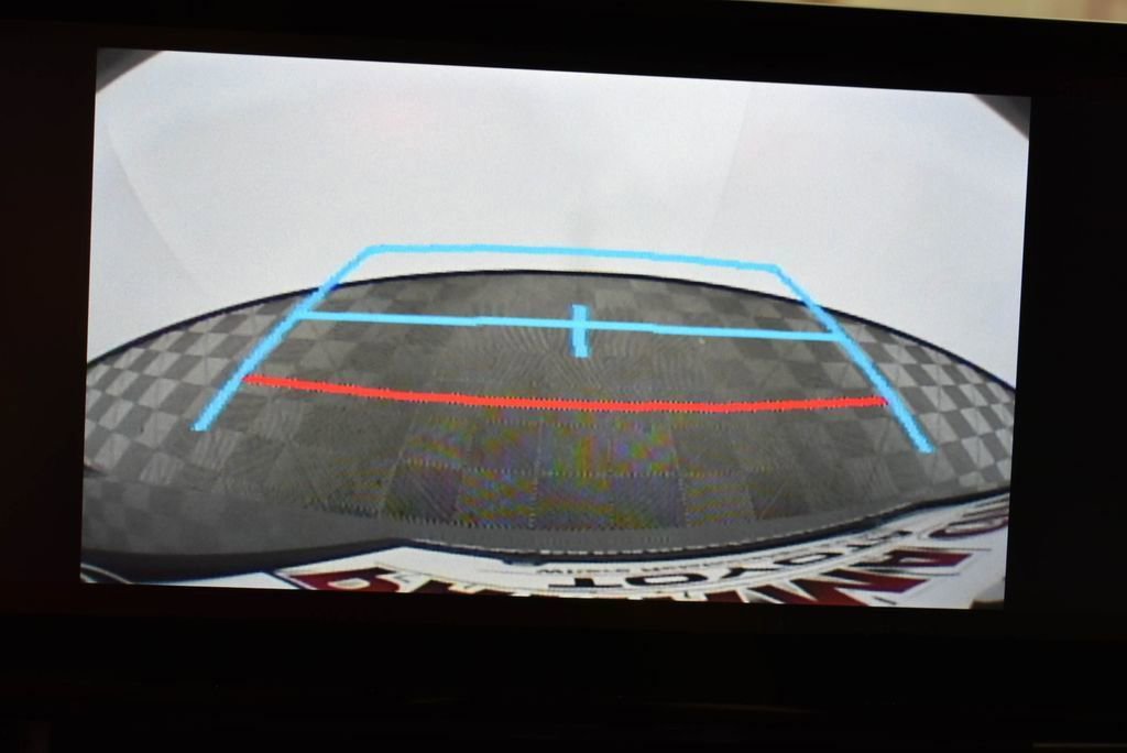 Used 2025 Toyota Sienna XSE w/ XSE Plus Package image 30