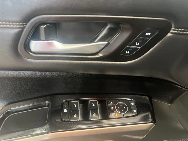 Used 2023 Nissan Pathfinder Platinum AWD/4WD image 29