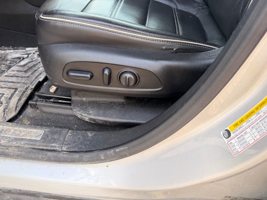 Used 2017 GMC Acadia Denali w/ Technology Package image 15