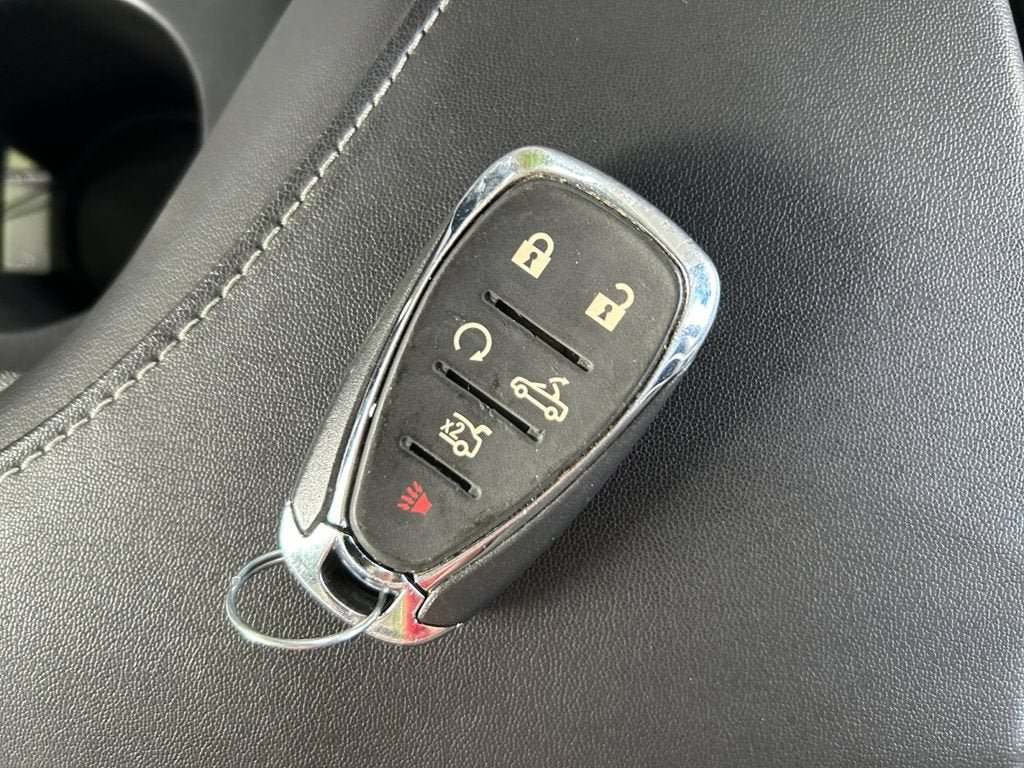 Used 2023 Chevrolet Camaro LT RWD image 31