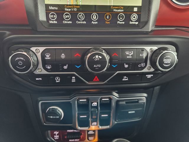 Used 2022 Jeep Gladiator Rubicon w/ Cold Weather Group AWD/4WD image 17