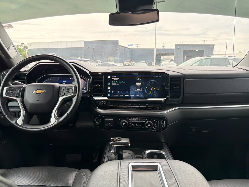 Certified 2022 Chevrolet Silverado 1500 LTZ RWD image 14