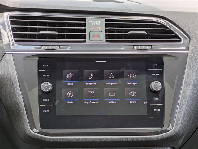 Certified 2024 Volkswagen Tiguan SE image 16