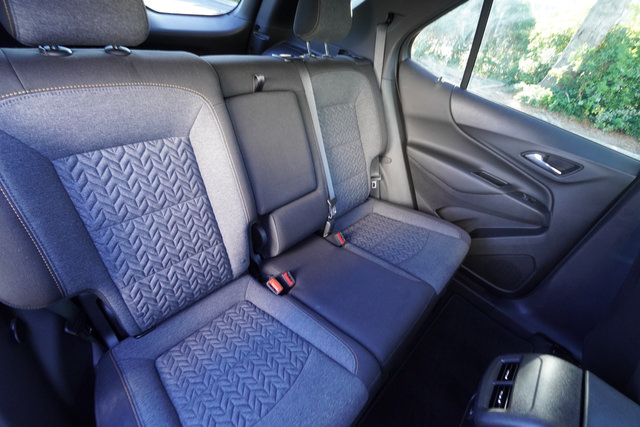 Used 2022 Chevrolet Equinox LT FWD image 24