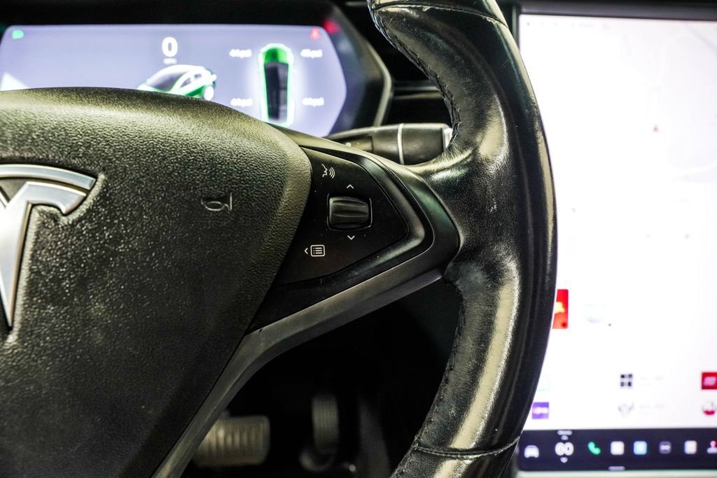 Used 2018 Tesla Model X 75D AWD/4WD image 36