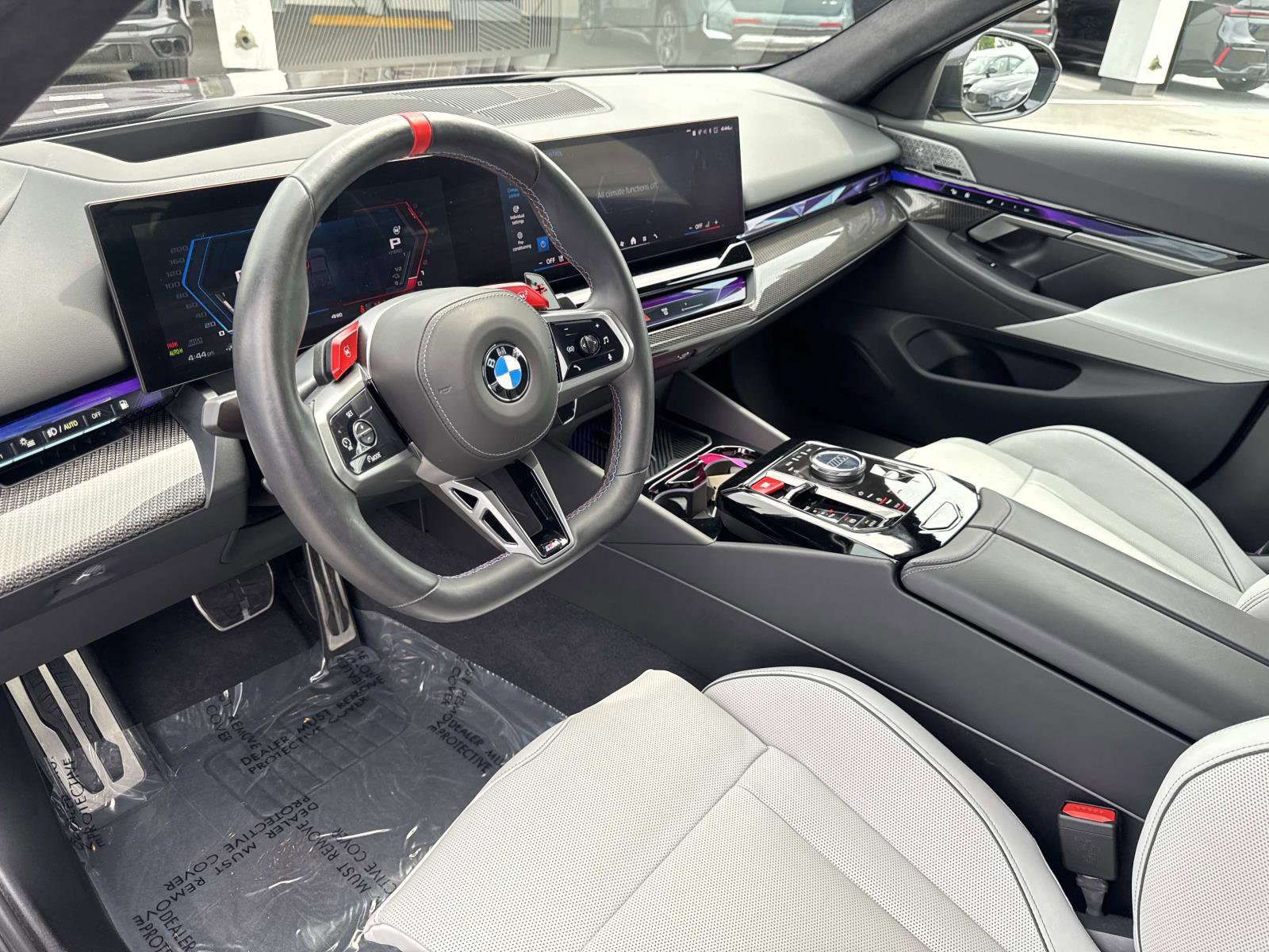 Used 2025 BMW M5 w/ Carbon Package image 14