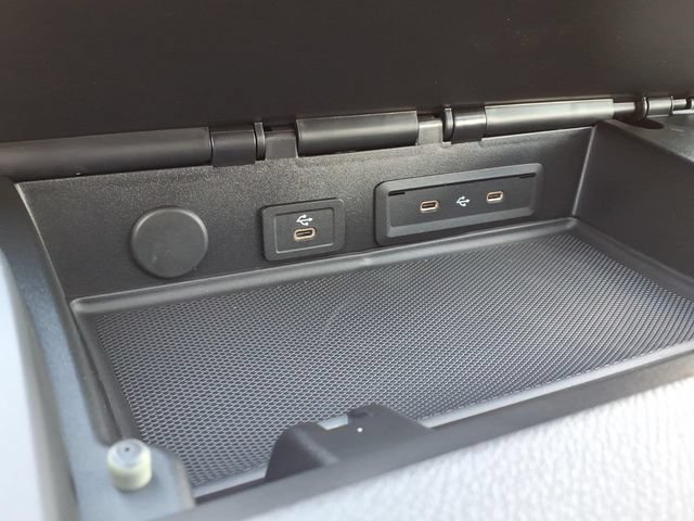 New 2025 Mercedes-Benz eSprinter 170 Cargo image 9