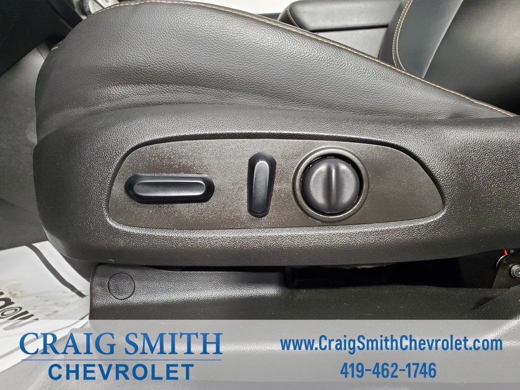 Used 2021 Chevrolet Traverse RS image 37