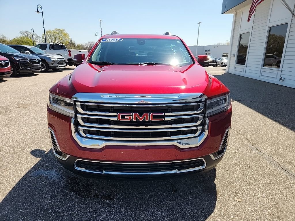 Used 2023 GMC Acadia SLT w/ Trailering Package AWD/4WD image 2