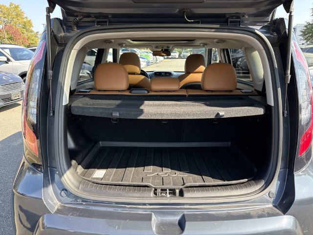 Used 2016 Kia Soul ! w/ Premium Package FWD image 12