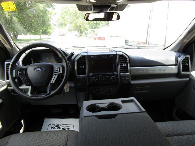 Used 2022 Ford F450 XLT w/ XLT Premium Package AWD/4WD image 11