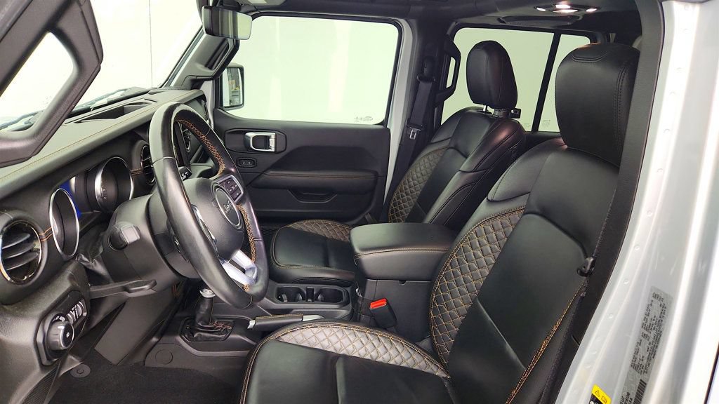 Used 2022 Jeep Wrangler Unlimited Sahara AWD/4WD image 20