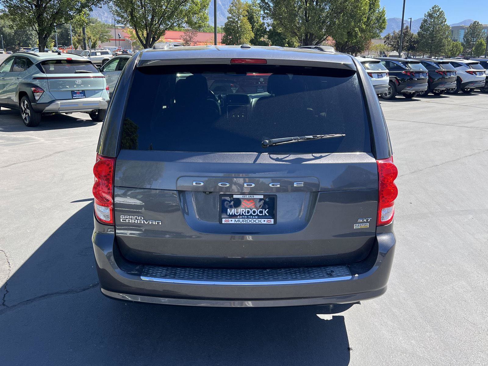 Used 2019 Dodge Grand Caravan SXT FWD image 19