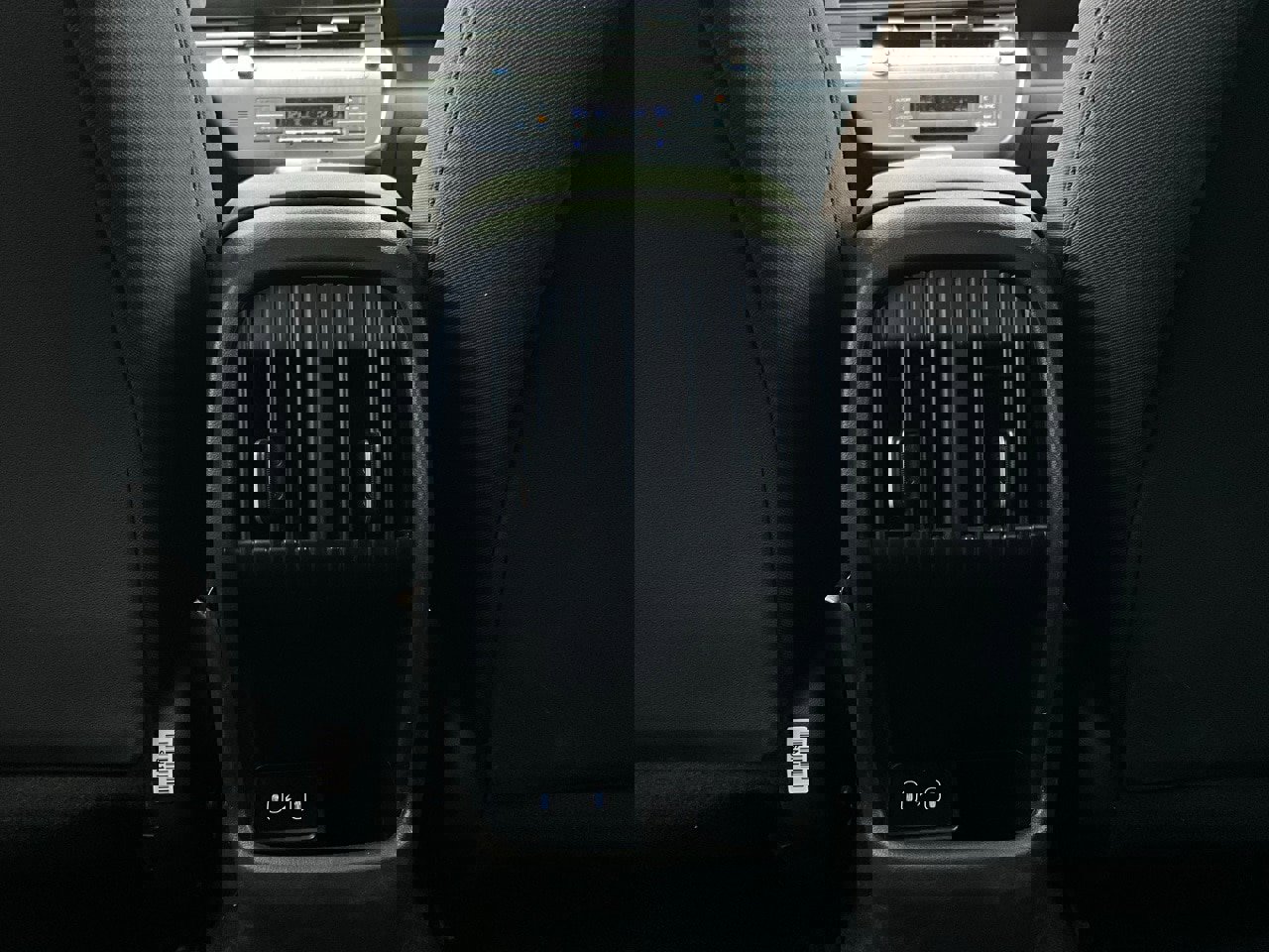 Used 2025 Hyundai Kona SEL image 13