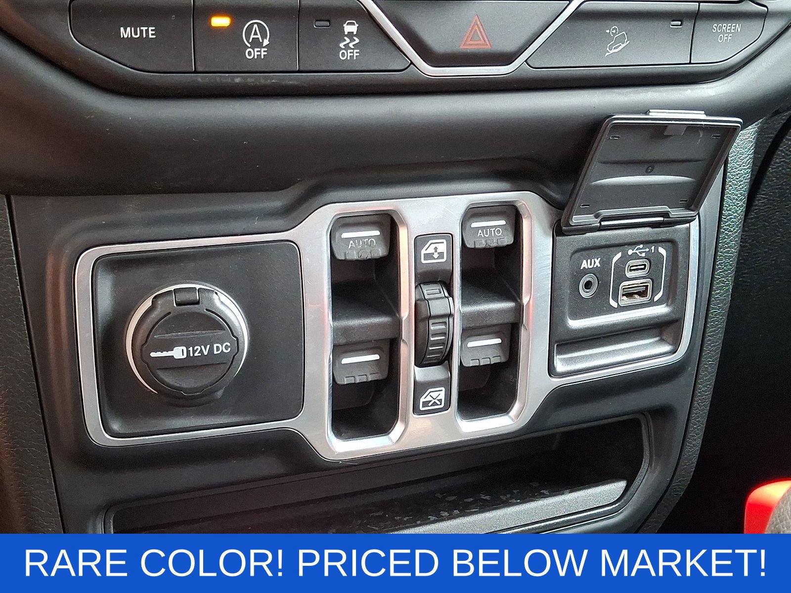 Used 2018 Jeep Wrangler Unlimited Sport S AWD/4WD image 24