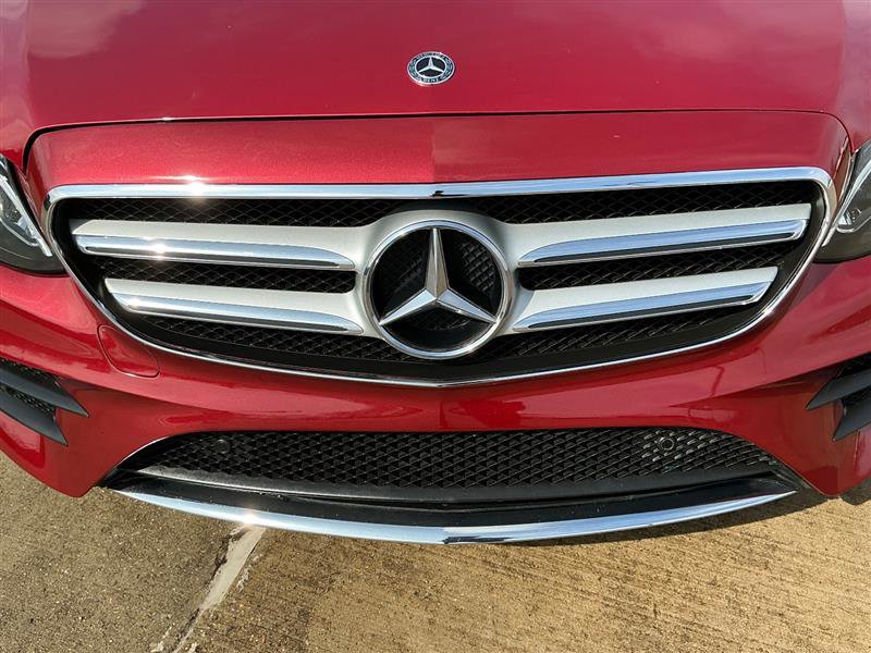 Used 2017 Mercedes-Benz E 300 4MATIC image 11