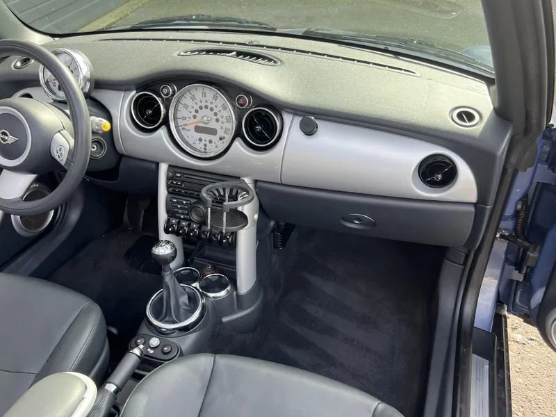 Used 2005 MINI Cooper Convertible image 17