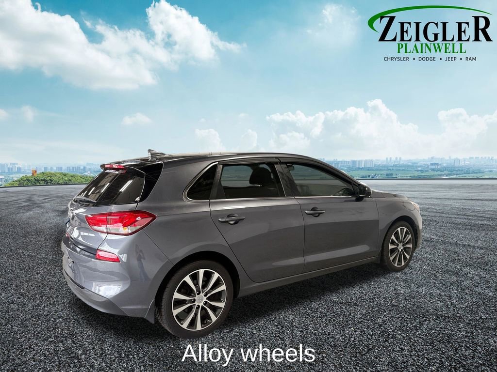 Used 2018 Hyundai Elantra GT FWD image 10