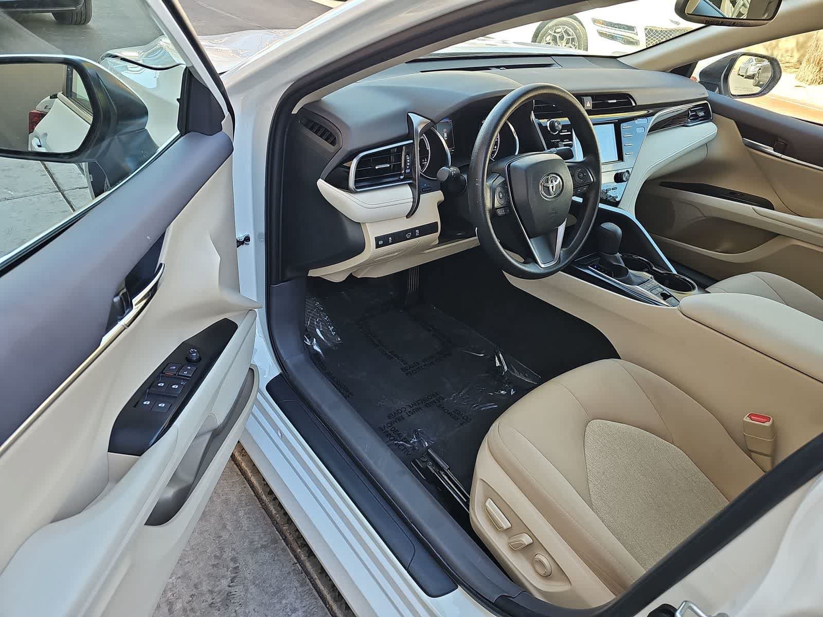 Used 2020 Toyota Camry LE w/ Fleet Convenience Package FWD image 10