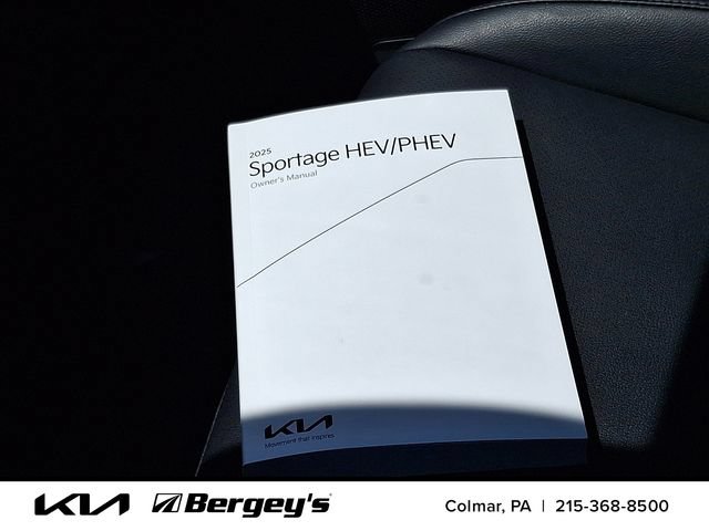 Certified 2025 Kia Sportage EX AWD/4WD image 29
