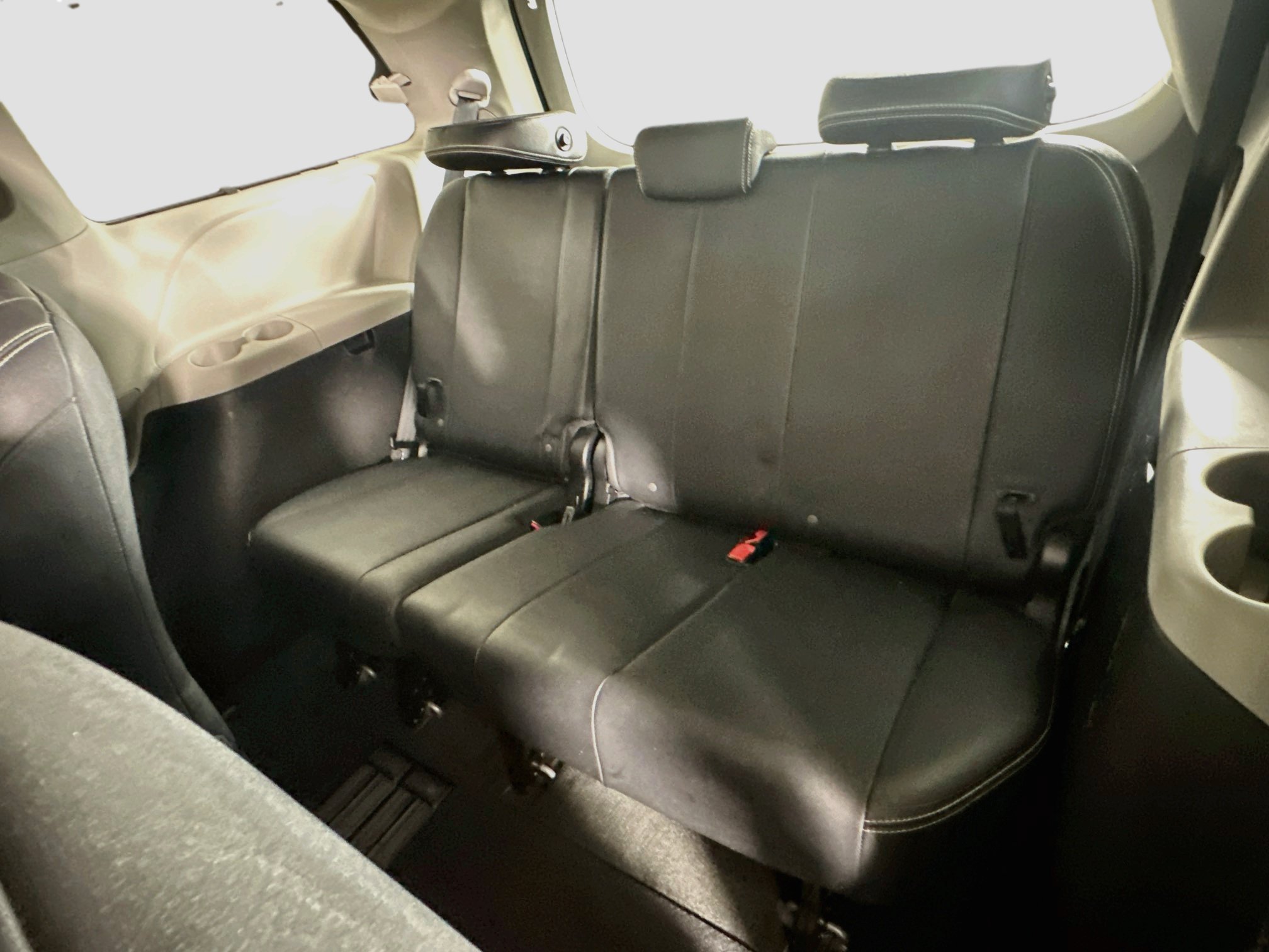 Used 2015 Toyota Sienna SE Premium FWD image 30